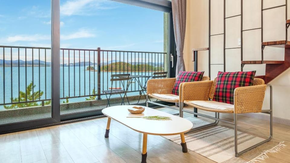 Yeosu dasi bom pension Vacation rental in South Korea
