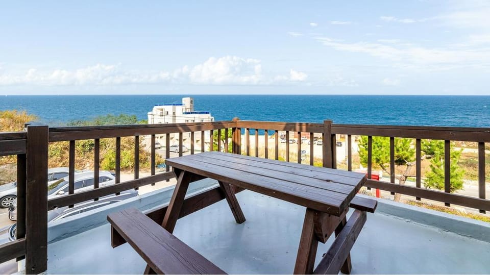 Goseong Sea&Star pension Bed and Breakfast in South Korea