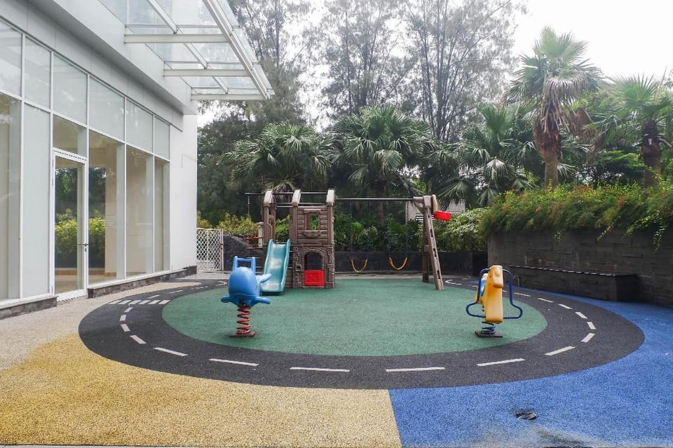 Spacious Studio Room Apartment at Grand Sungkono Lagoon By Travelio Apartment in Surabaya