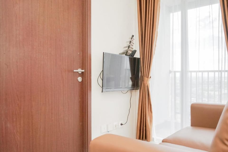 Comfy 2BR Apartment at Parkland Avenue By Travelio Apartment in West Java