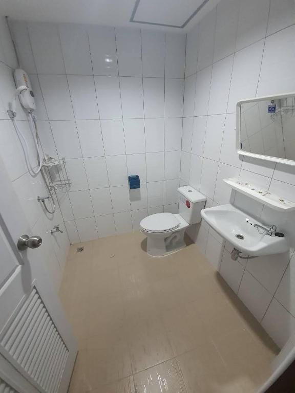 Closed now Apartment in Chon Buri Changwat