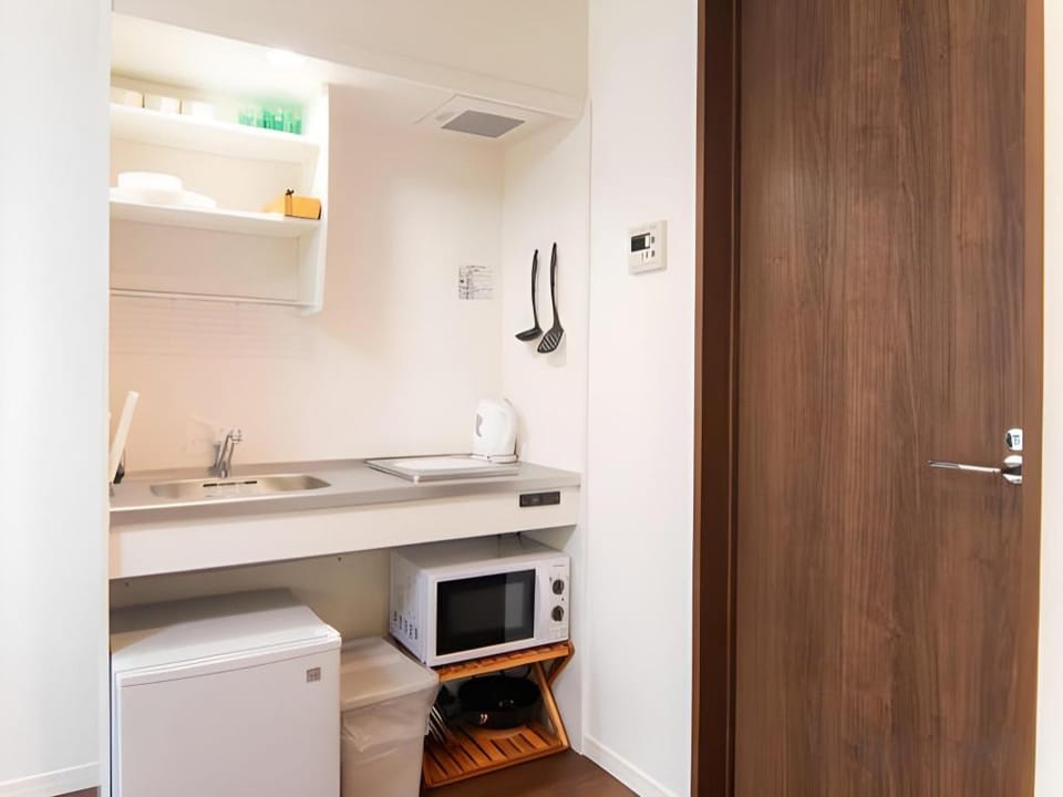 Base Hanegi Apartment Hotel in Kanagawa Prefecture