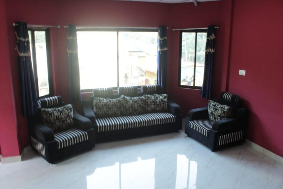 Nisarga Homestay Hotel in Karnataka