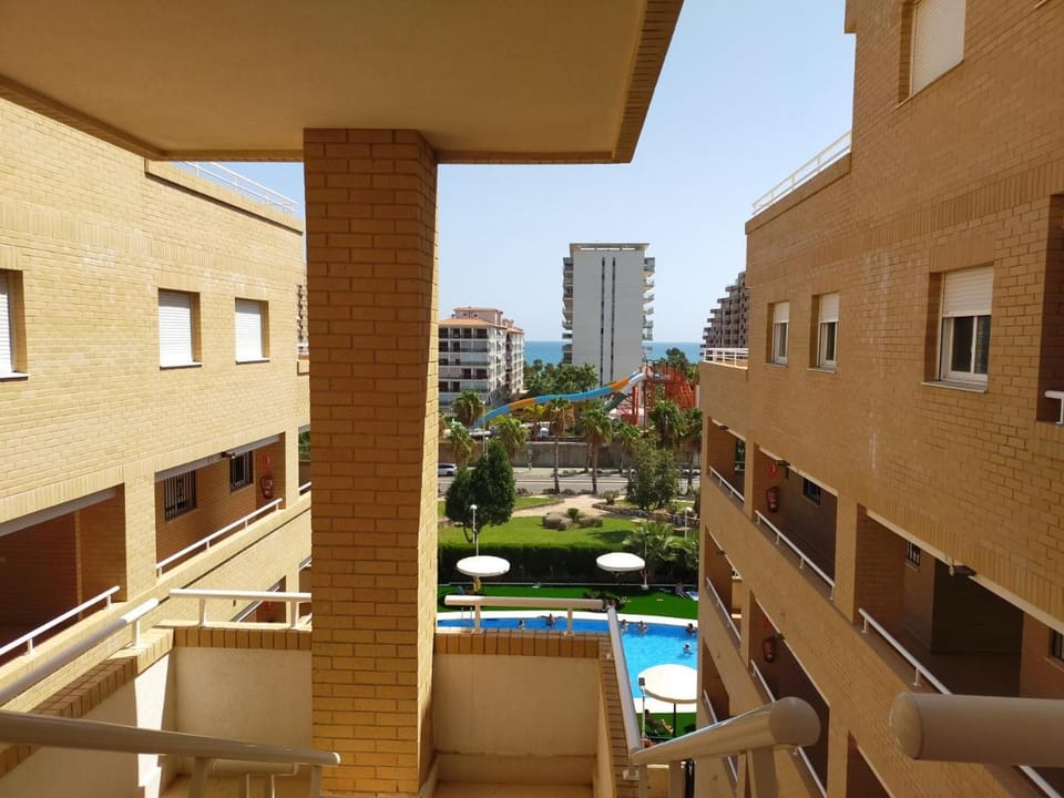 ACV - Neptuno-2ªLinea Planta 4 Frontal Apartment in Valencian Community