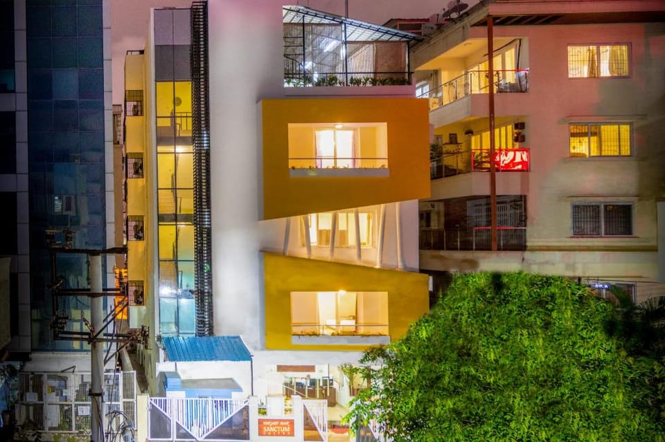 Sanctum Suites Domlur Bangalore Hotel in Bengaluru
