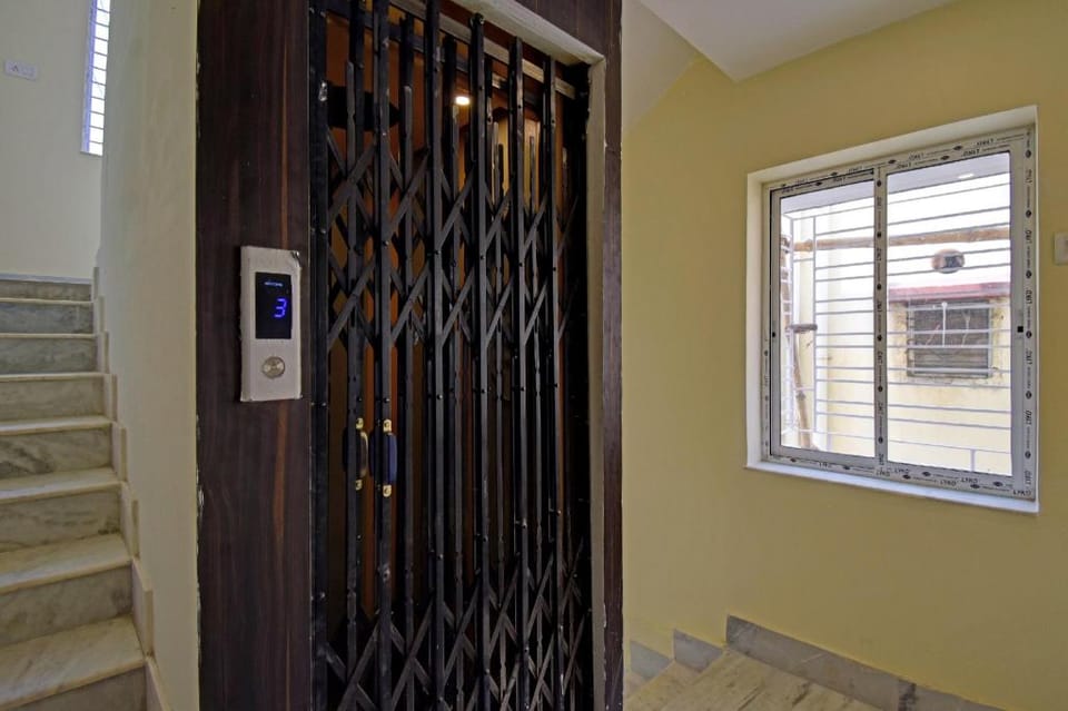 Super Collection O Ketan Regency Near Acropolis Mall Hotel in Kolkata