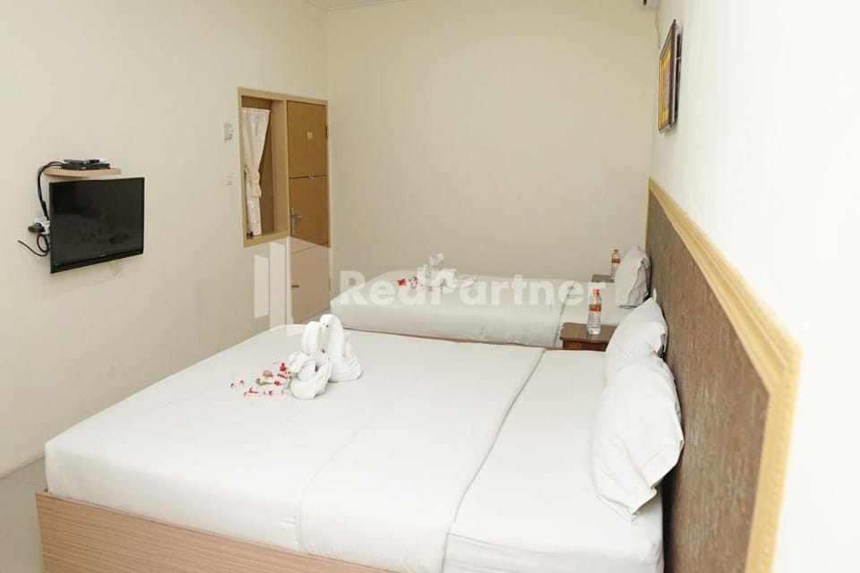 Adisa Homestay  Vacation rental in East Java