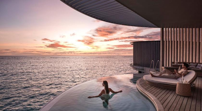 The Ritz-Carlton Maldives, Fari Islands Resort in Maldives