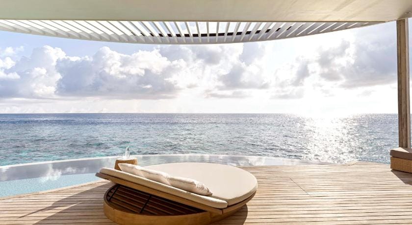 The Ritz-Carlton Maldives, Fari Islands Resort in Maldives
