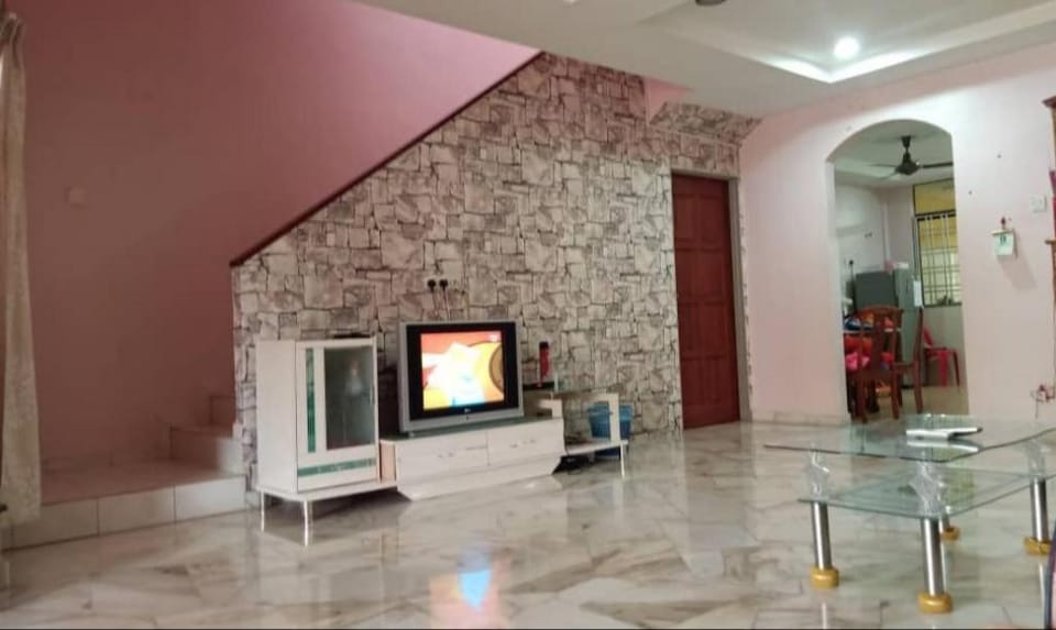 Sekinchan No 4 Landed Homestay (15pax) Vacation rental in Selangor, Malaysia