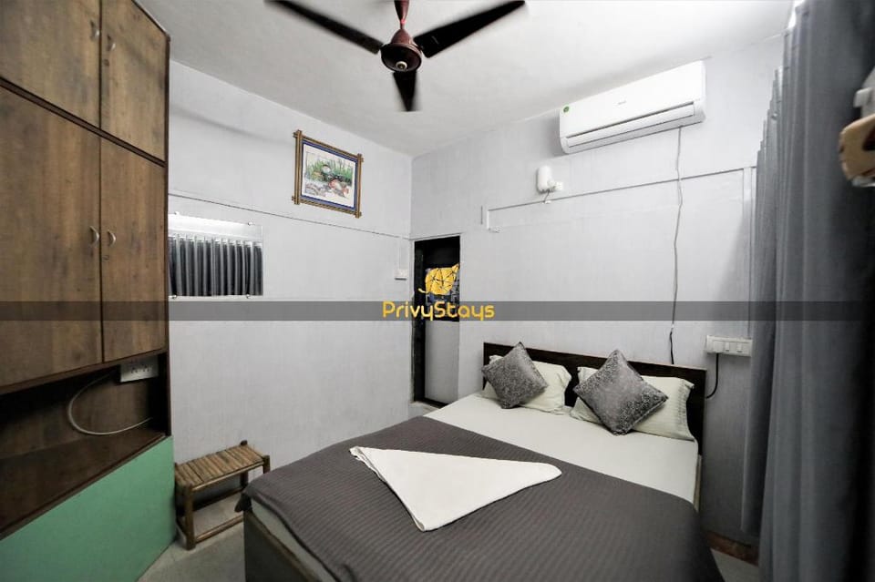 Green Lagoon Bungalow With Private Pool Vacation rental in Alibag