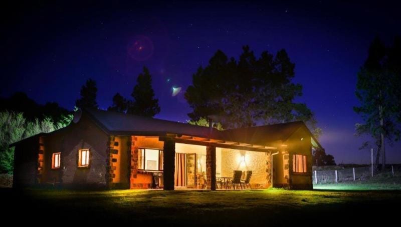 The FarSide Stable Cottage Vacation rental in KwaZulu-Natal