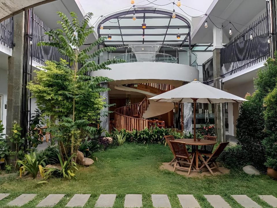 Grand samota hotel Hotel in West Nusa Tenggara, Indonesia