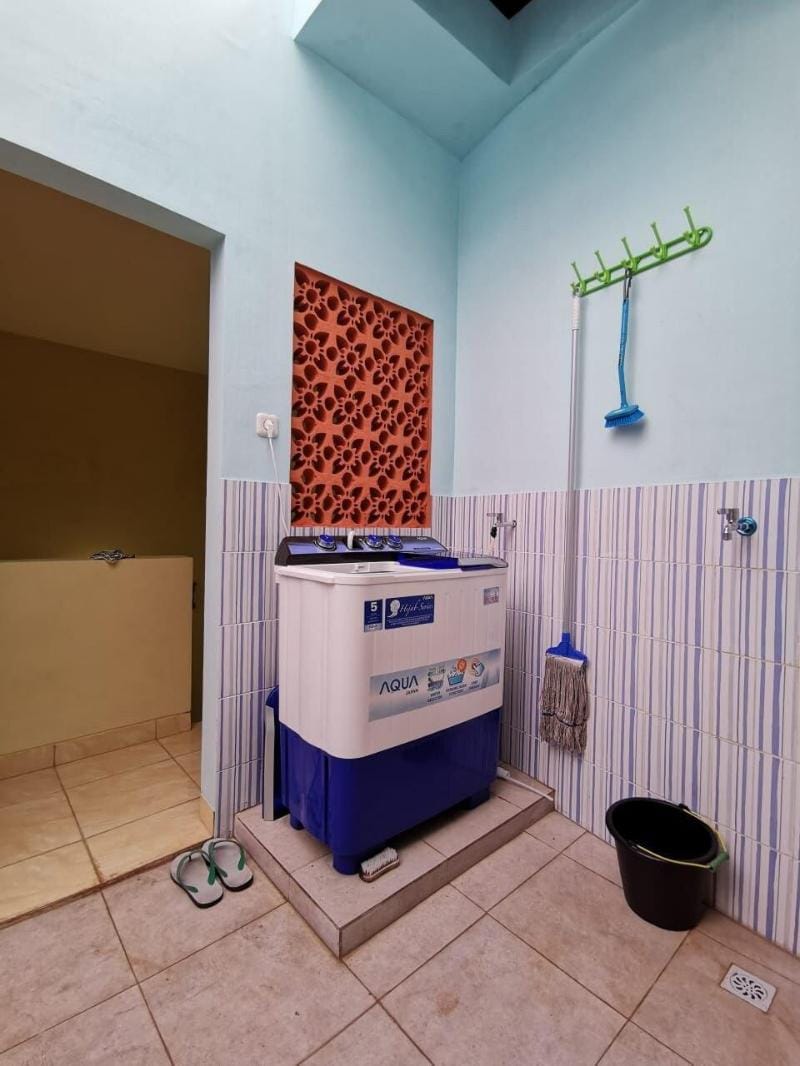 Terima kost Putra atau Pasutri Cimanggis Depok  Vacation rental in South Jakarta City