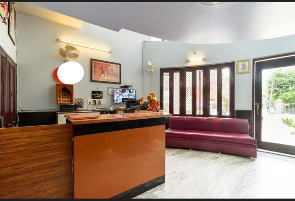 Hotel Aarjee Crescent Hotel in Jaipur
