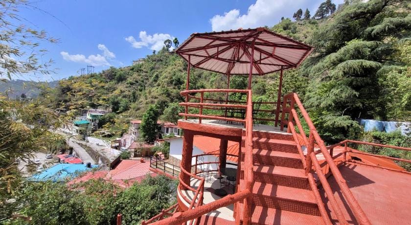 CEYONE CLASSIC FALL RESORT Hotel in Uttarakhand