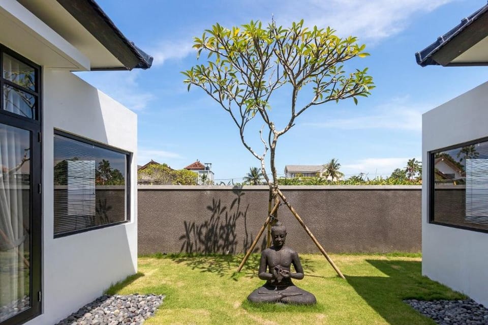 Villa Sakayana 4BR private villa with pool Villa in North Kuta