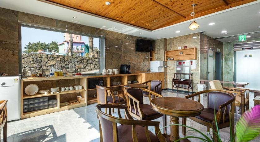 Jeju Aewol Ocean Stay Bed and Breakfast in South Korea