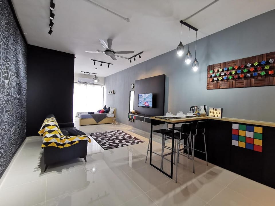 The Rubik Suite @KLIA.KLIA2 - 5 guests Apartment in Selangor, Malaysia