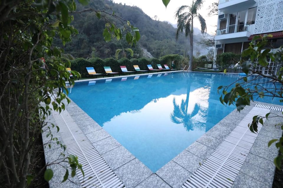 Avenue 18 Resort Hotel in Uttarakhand