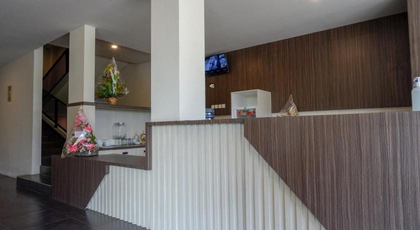 RedDoorz Plus near Solo Baru Hotel in Special Region of Yogyakarta