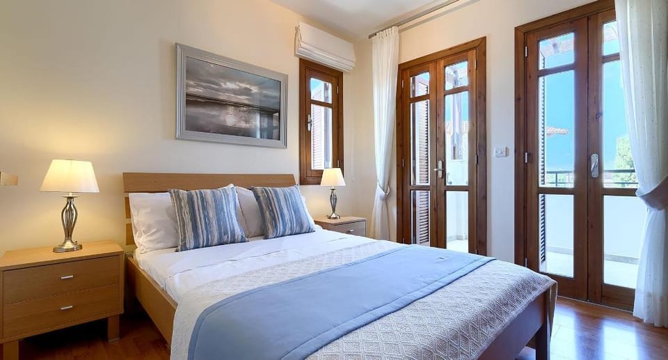 First floor apartment DD12 - close to communal pool, Helios Heights, Aphrodite Hills Resort Apartment in Kouklia
