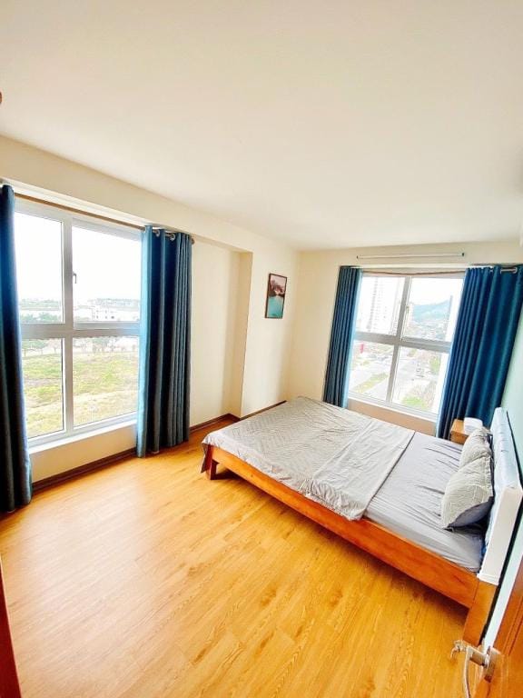 HaLong Bay view - Seaside Serenity 3 Bedroom Apartment in Laos