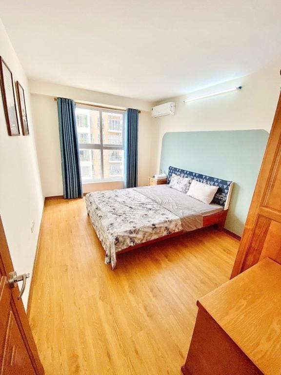 HaLong Bay view - Seaside Serenity 3 Bedroom Apartment in Laos