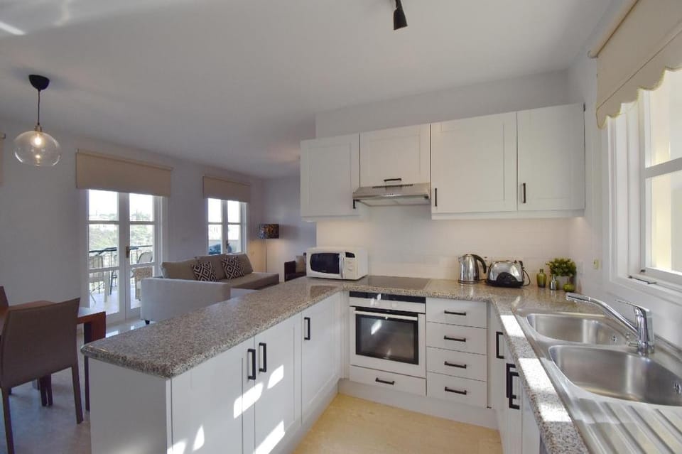Apartment U3 - with beautiful ravine and sea views in the heart of Aphrodite Hills Resort Apartment in Kouklia