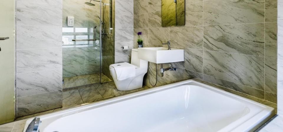 Perfect Honeymoon stay@ Melaka town Apartment in Malacca