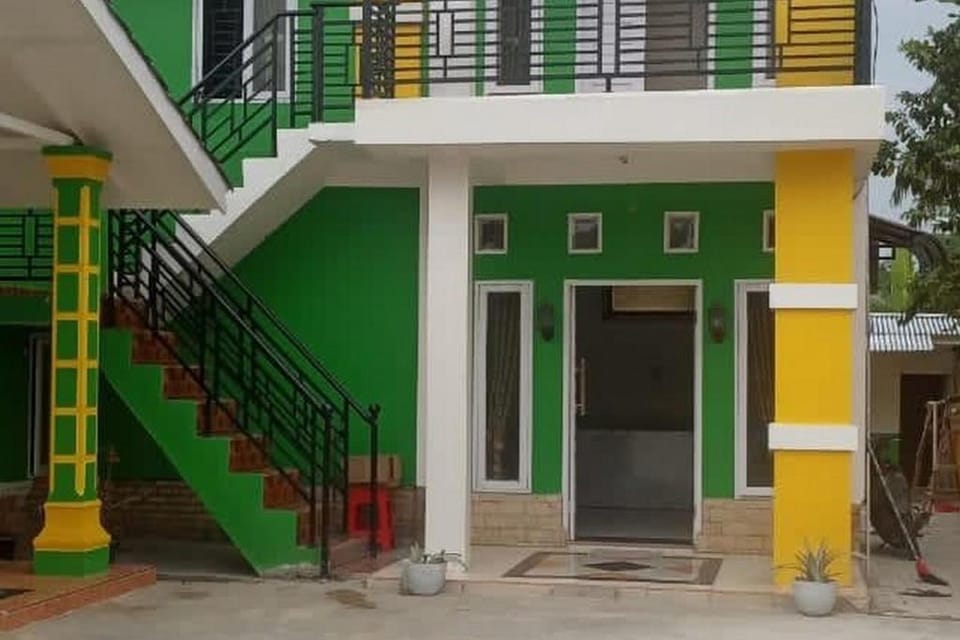 Green House Syariah RedPartner Hotel in Indonesia
