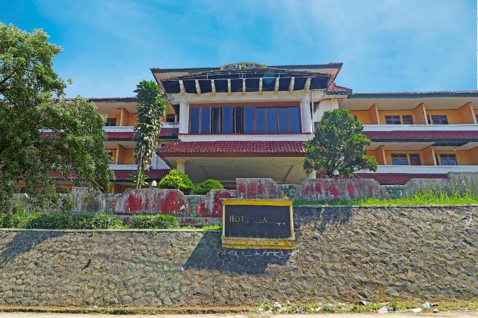 Hotel O Sarah Sukabumi Hotel in West Java