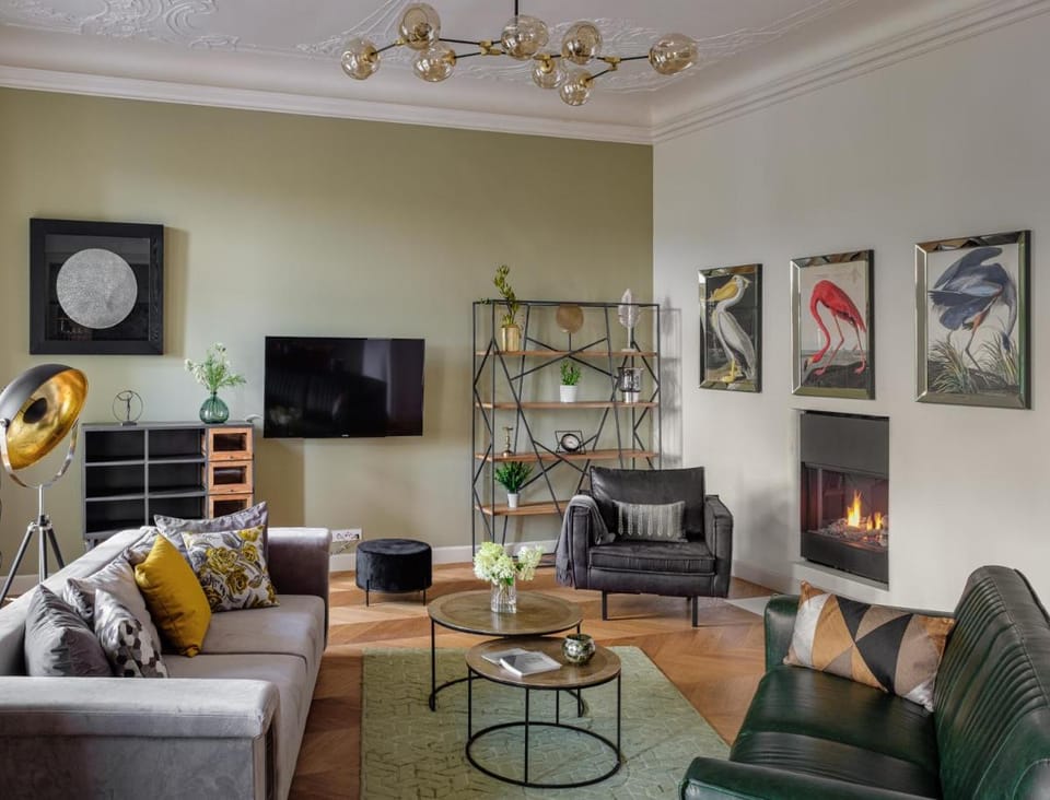 MN6 Luxury Suites by Adrez Apartment in Prague