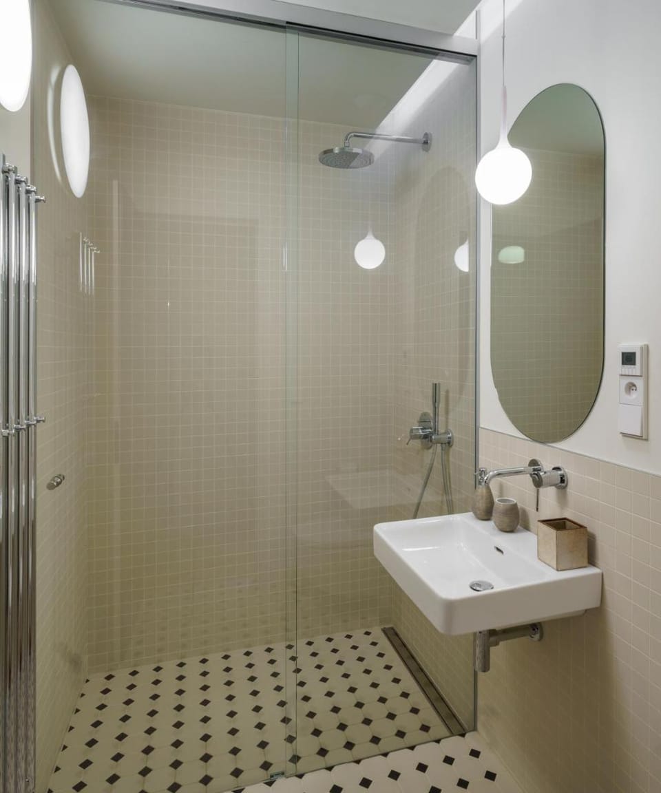 MN6 Luxury Suites by Adrez Apartment in Prague
