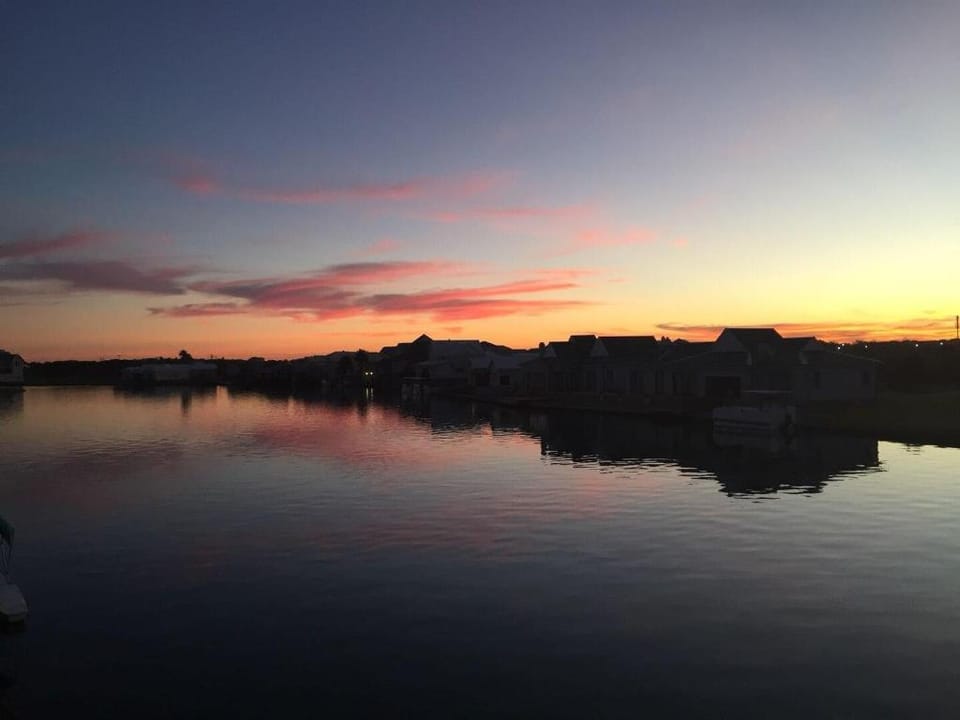 La Caribe 58, Waterfront View, Marina Martinique Apartment in Eastern Cape