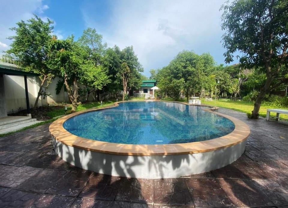 Baansuanklaikrung Bangkachao Vacation rental in Bangkok