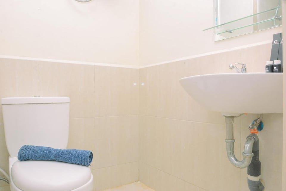 Comfortable 2BR at Meikarta Apartment By Travelio Apartment in West Java