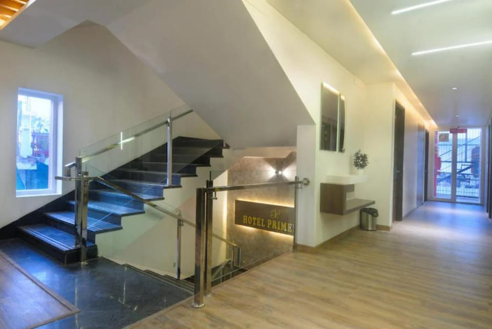 Hotel Primeland Hotel in New Delhi