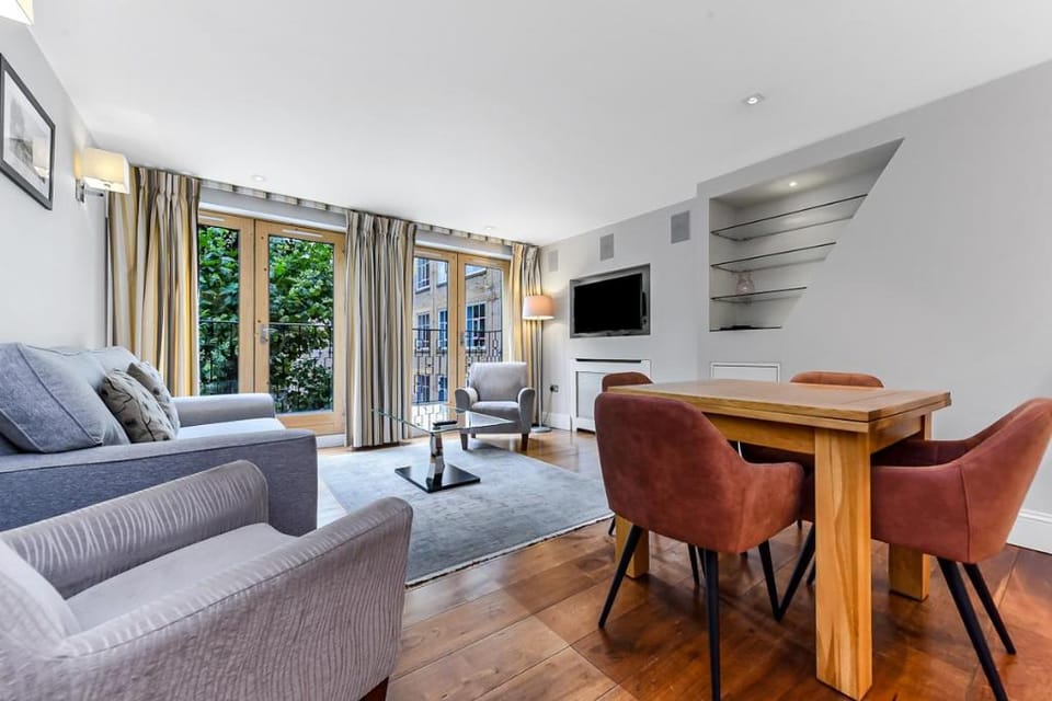 Stunning penthouse with stylish balcony Apartment in London Borough of Islington