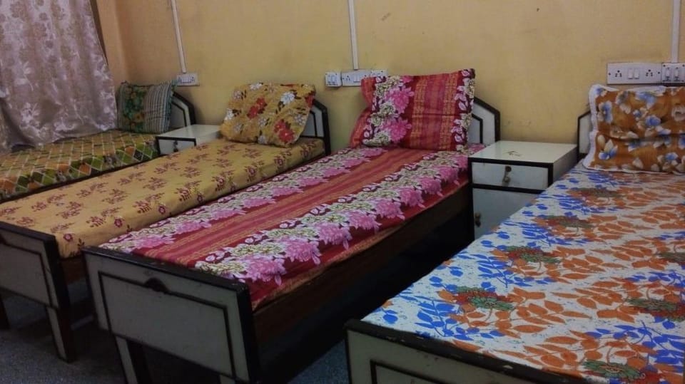 A1 Ladies Guest House Vacation rental in Kolkata