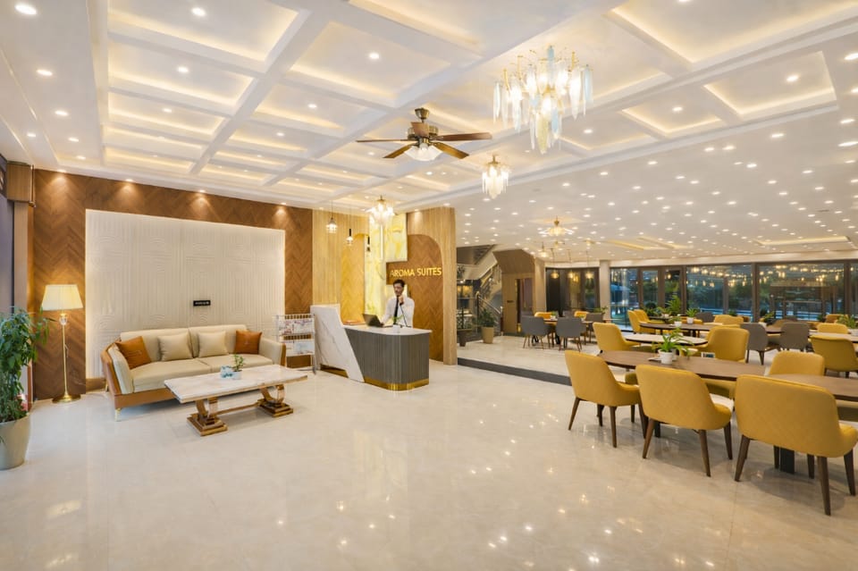 Hotel Aroma Suites Near Delhi Airport Hotel in New Delhi
