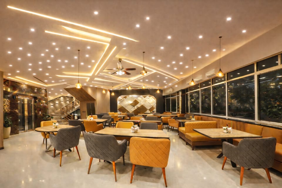 Hotel Aroma Suites Near Delhi Airport Hotel in New Delhi