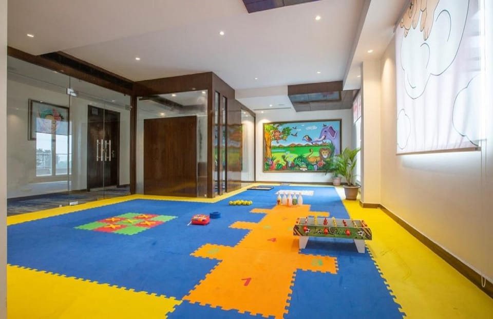 Hotel Aroma Suites Near Delhi Airport Hotel in New Delhi