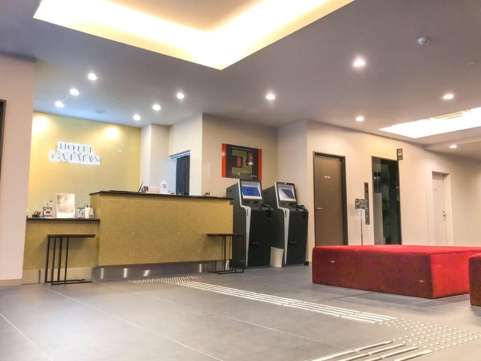 HOTEL LiVEMAX Kyoto Nijojonishi Hotel in Kyoto