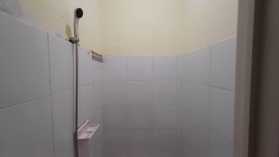 Kost Carmelia Syariah Baranangsiang Bogor Hotel in West Java