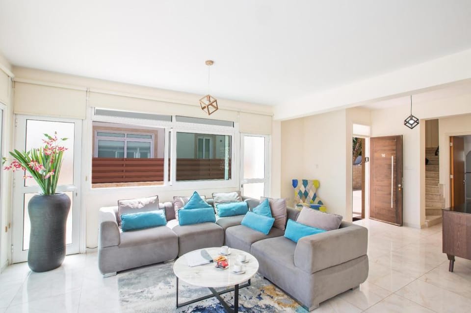Villa Prme16, Beautiful, 4bdr Seafront Protaras Villa with Pool and Sea Views Villa in Protaras