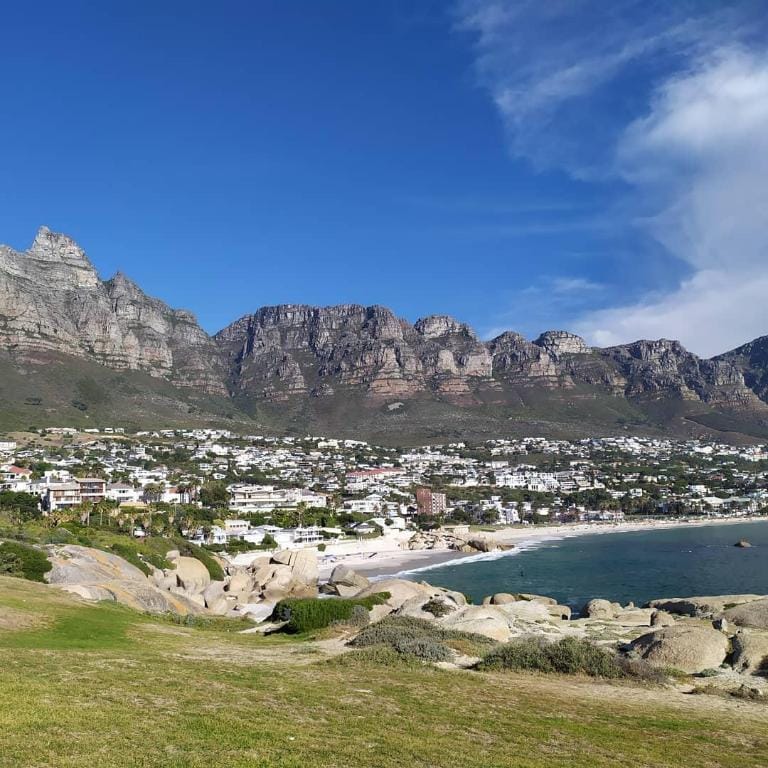 Camps Bay studio apartment - The Crystal Apartment in Camps Bay