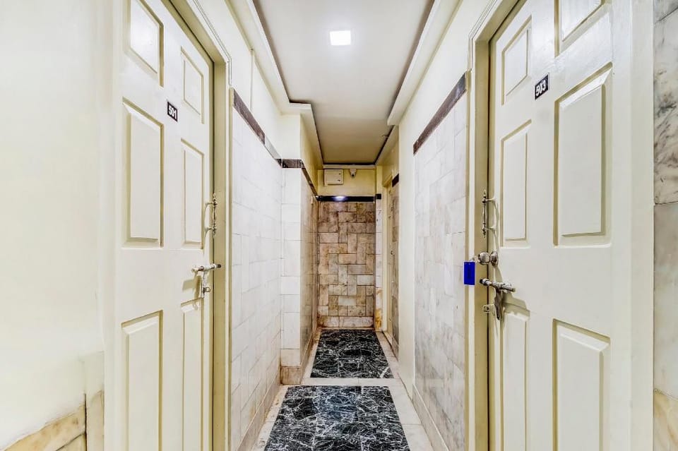 Super Hotel O Dreamland Hotel in Mumbai