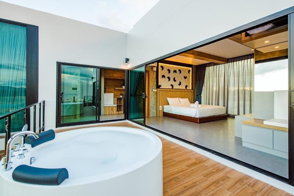 Holiday Sunset Private Pool Villa Villa in Hua Hin District
