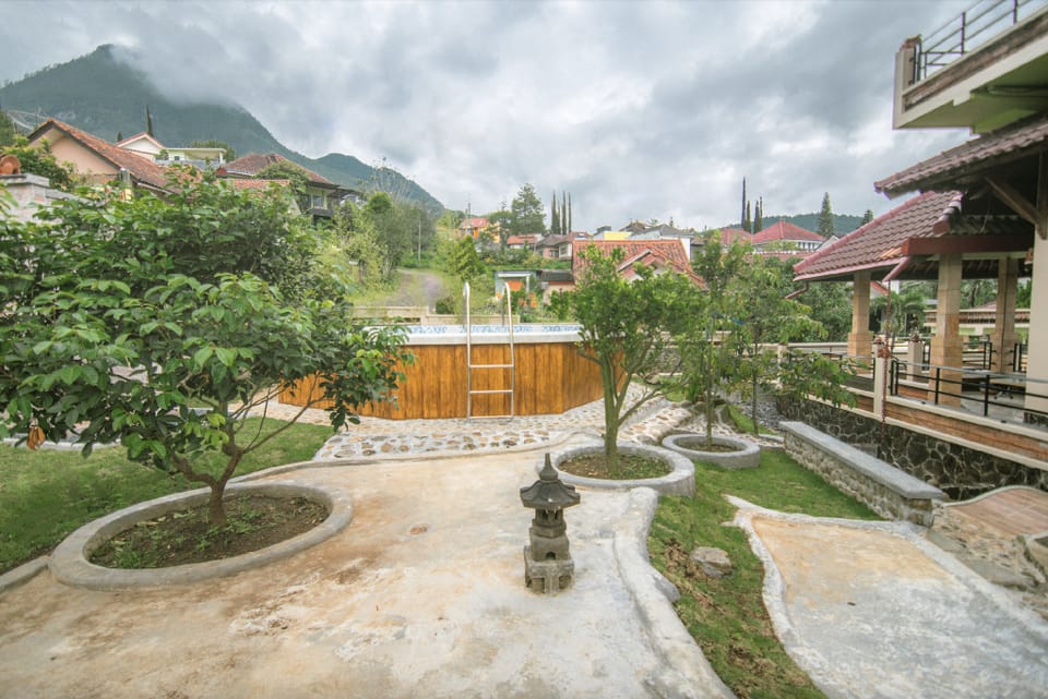 Gandaria Brick Villa  Villa in Batu